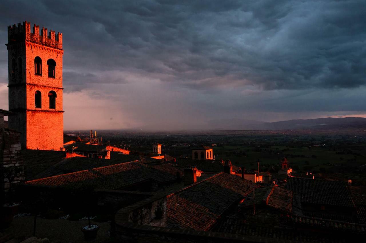 Апартаменты Ride The Beauty Assisi Centro Экстерьер фото